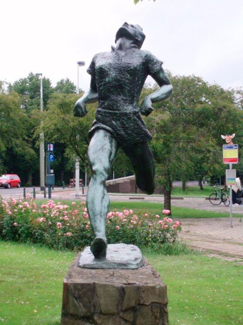 Fanny Blankers-Koen. Brons, Blijdorp Rotterdam